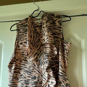 CABi vintage silk pink zebra pattern sleeveless top. Size Medium